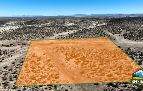 Escape to the Desert: Amazing 40 acres Off-grid in Mohave County, AZ